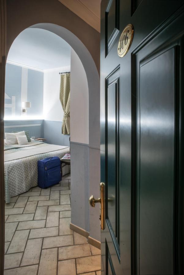 Double Room,957925735:JPEG